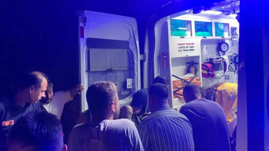 Uçurumdan uçan motosiklet sürücüsü yaralandı