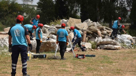 UMKE personeline hafif arama kurtarma eğitimi verildi