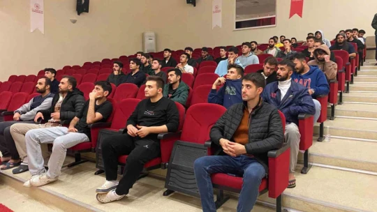 Üniversite öğrencilerine afet farkındalık eğitimleri verildi