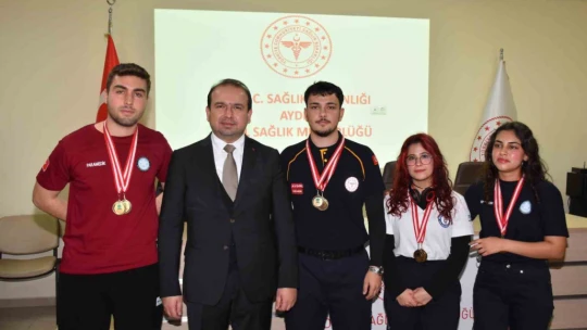 Üniversite öğrencilerine yönelik düzenlenen eğitim ve tatbikat, ödül töreni ile sona erdi