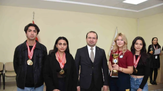 Üniversite öğrencilerine yönelik düzenlenen eğitim ve tatbikat, ödül töreni ile sona erdi