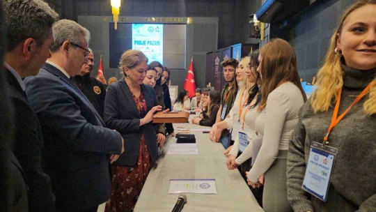 Üniversite öğrencilerinin projeleri görücüye çıktı