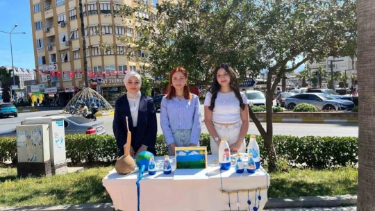 Üniversiteli gençler, su tasarrufunun önemine dikkat çekti