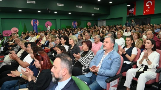 Ünlü tarihçiden Kuşadalılara zeytinlik ve meyve bahçesi satın alma önerisi