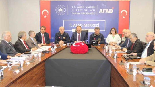 Vali Canbolat: 'Tsunami tahliye planı haritaları oluşturuldu'