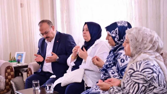 Vali Canbolat, 15 Temmuz'un yıldönümünde şehit aileleri ve gazileri unutmadı