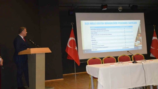Vali Canbolat, Didim'deki muhtarlarla istişare toplantısı düzenledi