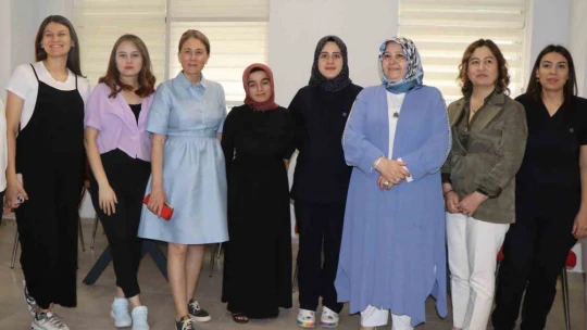 Vali Canbolat'ın eşi ve beraberindeki heyet Nazilli Sağlıklı Yaşam Hizmetleri'ni yerinde inceledi