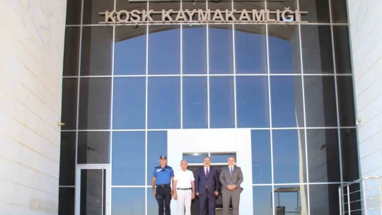 Vali Canbolat, Köşk Kaymakamı Taş ile bir araya geldi