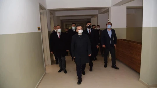 Vali Aksoy'dan yeni emniyet binasında inceleme