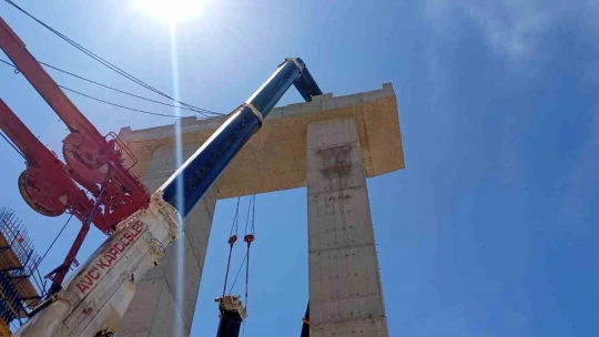 Vinç operatörlerinin koordinesiz hareketi işçinin ölümüne neden oldu iddiası