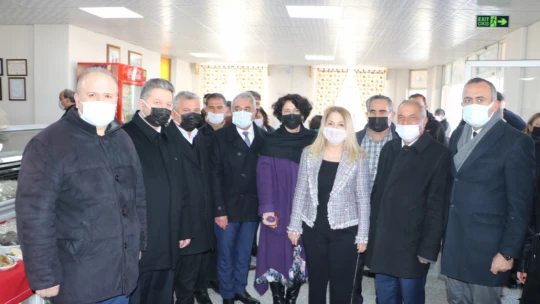 Atçalı kadınlar istedi ve başardı