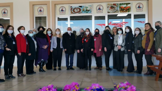 Atçalı kadınlar istedi ve başardı