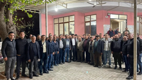 Başkan Özcan'a Şirinevler'de büyük ilgi