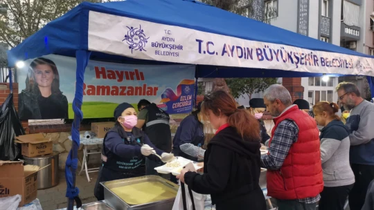 Nazilli'de iftar sofraları doldu taştı