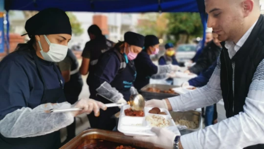 Nazilli'de iftar sofraları doldu taştı