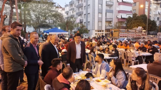 Nazilli'de iftar sofraları doldu taştı