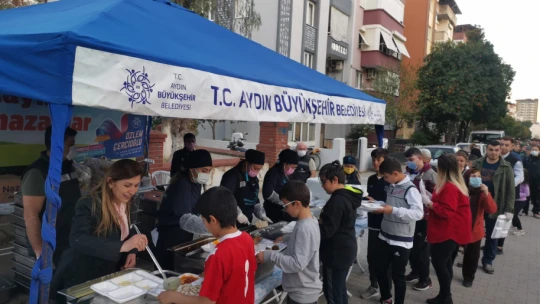 Nazilli'de iftar sofraları doldu taştı