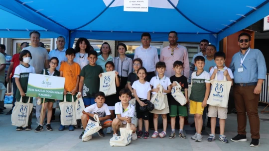 Nazilli'de 3 saatte 50 bin atık pil topladılar