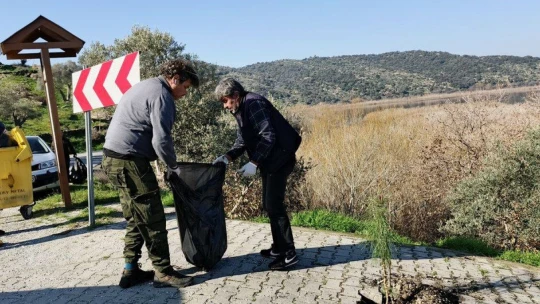 Yaban hayatına kucak açan Aydın'ın sulak alanlarına dikkat çektiler
