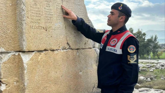 Yabancı turistlere Jandarmadan doğa sevgisi