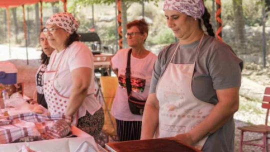 Yarışlar Kenti Magnesia'da Tarihi Köy Pazarı hizmete girdi