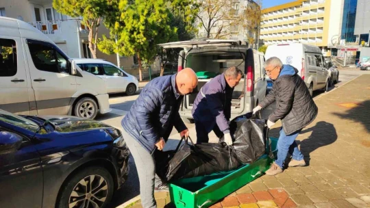 Yaşlı adam evinde ölü bulundu