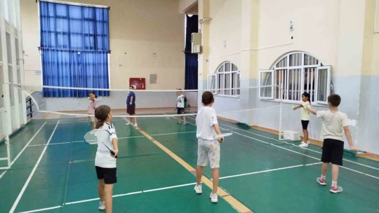Yaz Spor Okulları ile çocuklar yeteneklerini geliştiriyor