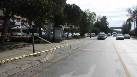 Yemek yemeye gitti, valizlerinden oluyordu