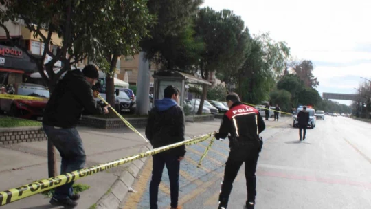 Yemek yemeye gitti, valizlerinden oluyordu