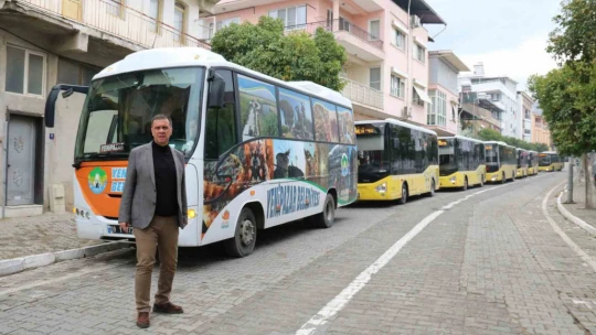 Yenipazar Belediyesi'nden ilçede yaşayan vatandaşlara kitap fuarı gezisi
