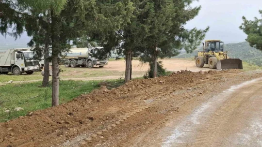 Yenipazar'da yol genişletme çalışmaları sürüyor