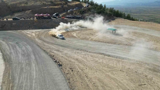 Yenipazar otokros yarışları nefes kesti