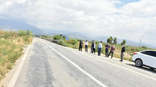 Yenipazar'da köprü, araç trafiğine açıldı