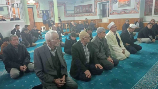Yılın en uzun gecesinde tefekkür programı düzenlendi