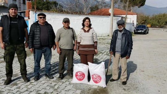 Yılın ilk leyleği yuvasına kondu