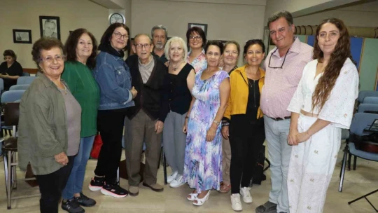 Yıllar sonra yeniden koro ve saz ekibine şeflik yaptı