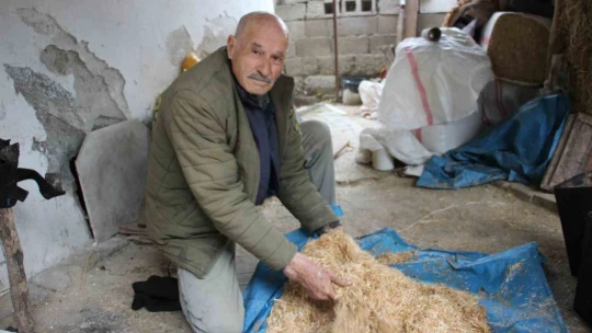 Yıllarca Türkiye'nin her yerini dolaşan kamyon şoförü huzuru koyunlarda buldu