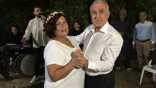 Yılmaz çifti 42 yıl sonra düğün yaptı