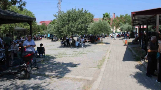 YKS maratonunda manzara değişmedi, geç kalanlar sınava alınmadı