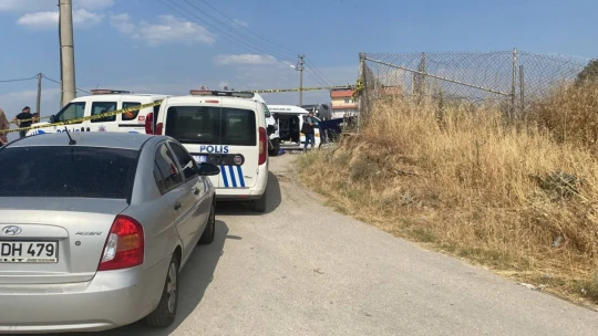 Yol kenarından başından vurulmuş halde ölü bulundu