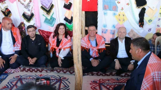 Yörükler Karaçakal Şenliği'nde buluştu