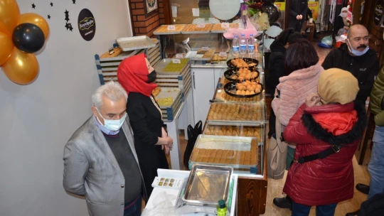 Zeyrekoğlu Baklava, Nazilli'de hizmete açıldı