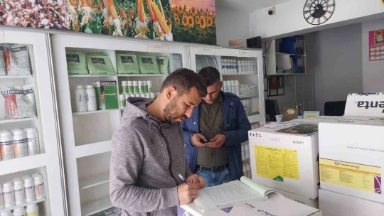 Zirai ilaç ve gübre bayileri denetlendi