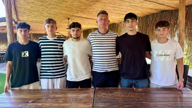 Yıldızspor'dan iç transferde beş imza birden
