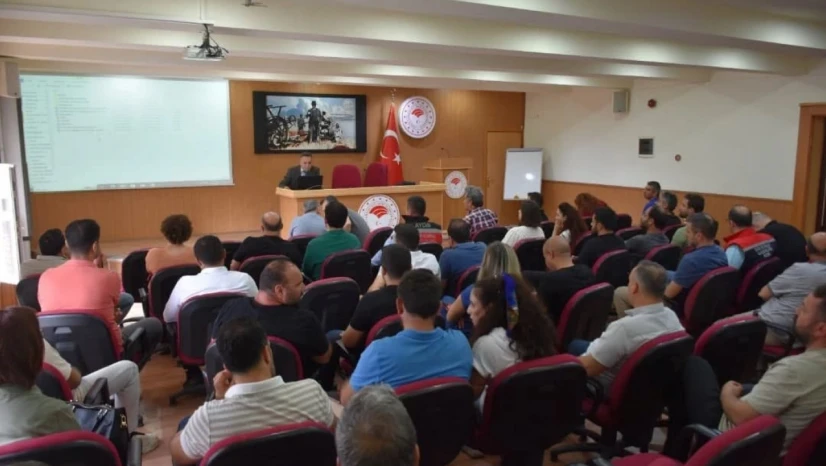 Aydın'da veterinerlere 'numune alma' eğitimi verildi