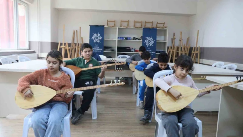 Aydınlı çocuklar, Büyükşehir'in kurslarıyla kültür ve sporla buluşuyor