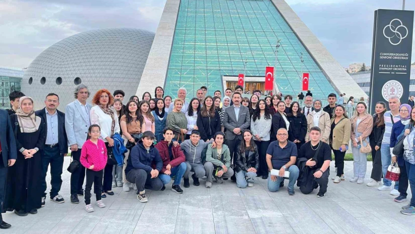 Kültürler Buluşuyor projesi ile Ankara'yı gezdiler