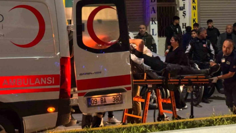 Kuşadası'nda iki grup arasında sopalı kavga