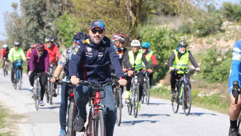 Serçin Yılanbalığı Festivali'ne bisikletçiler renk kattı